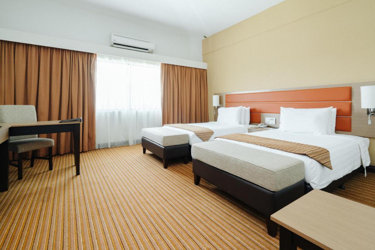 Raia Hotel & Convention Centre Terengganu Куала-Тренгану Екстер'єр фото