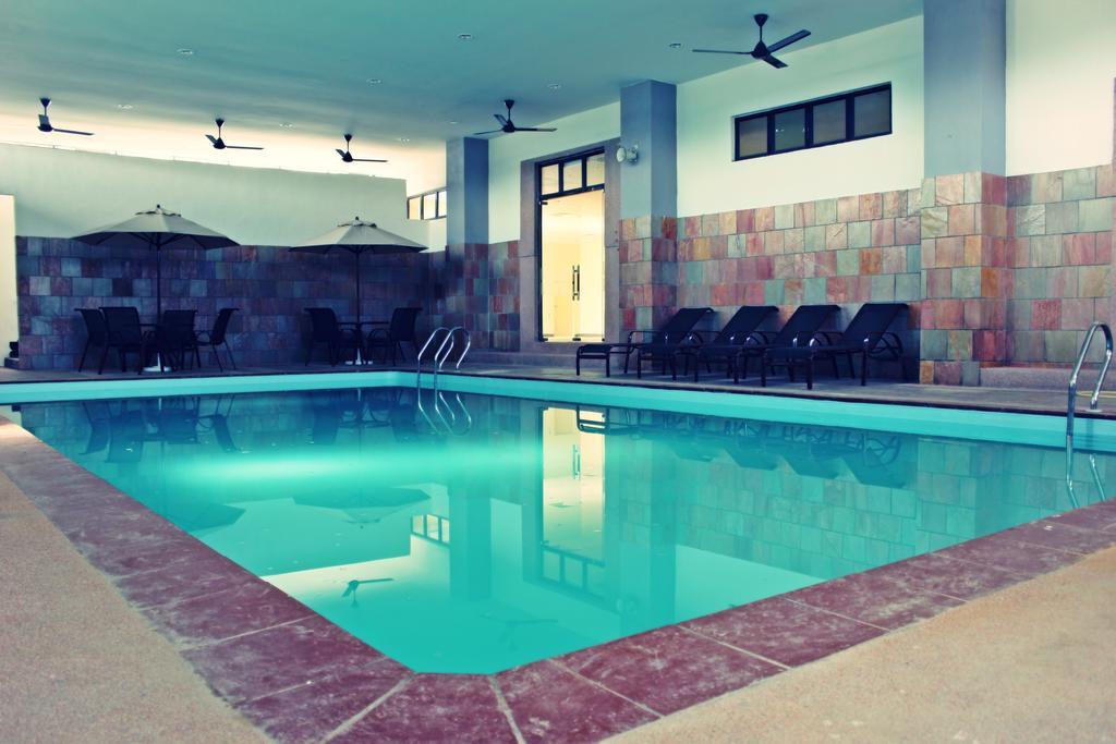 Raia Hotel & Convention Centre Terengganu Куала-Тренгану Екстер'єр фото