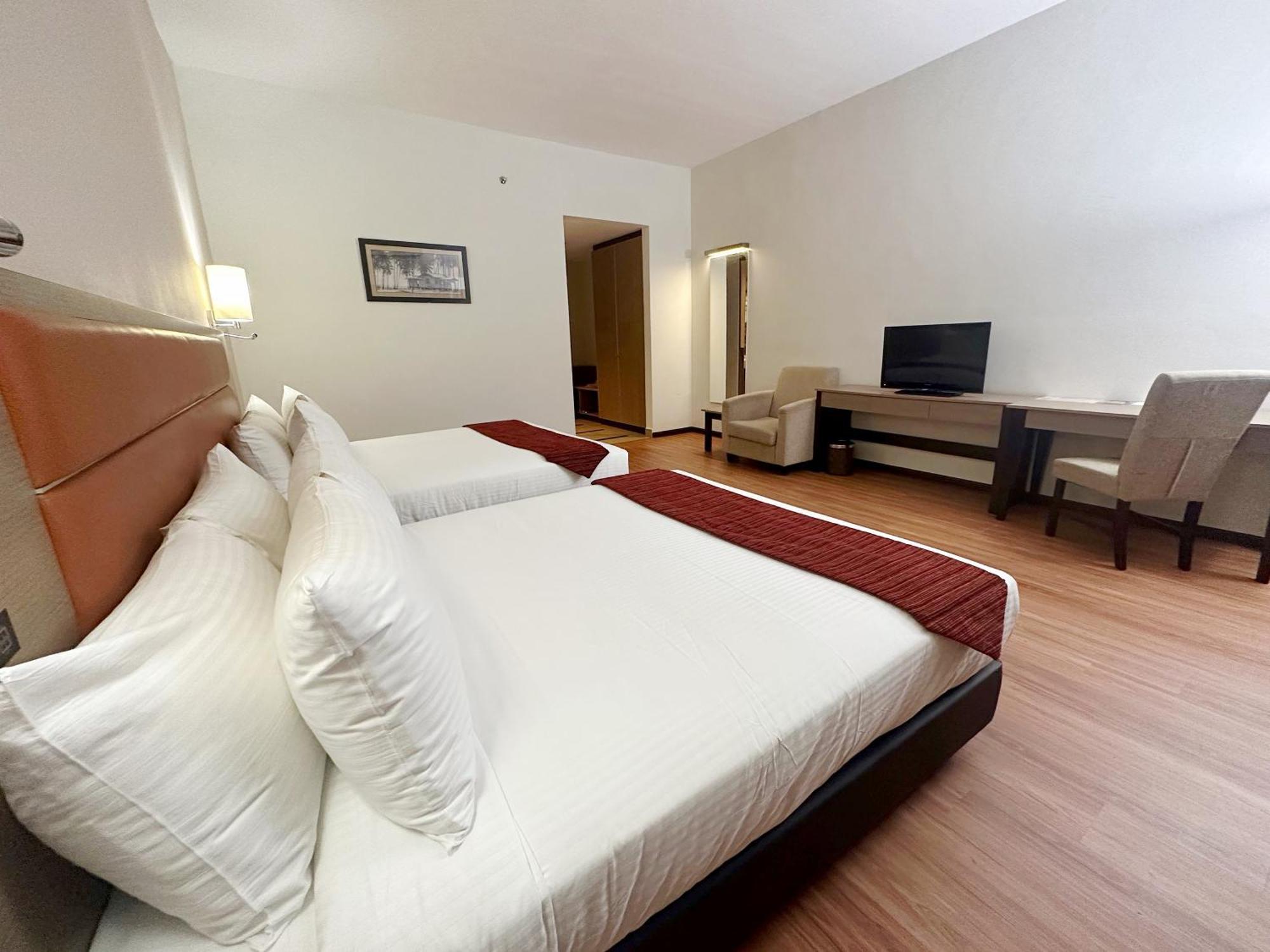 Raia Hotel & Convention Centre Terengganu Куала-Тренгану Екстер'єр фото