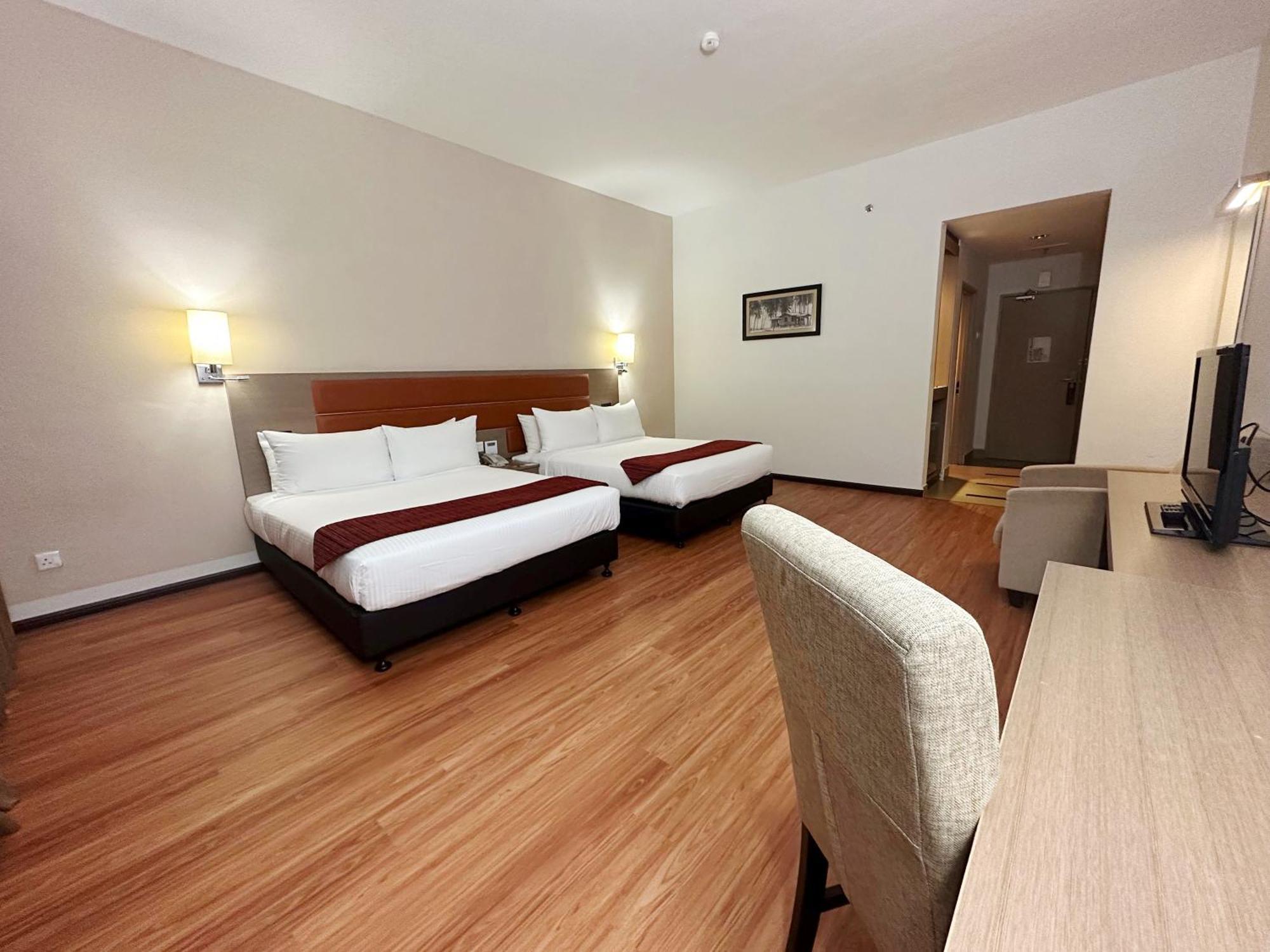 Raia Hotel & Convention Centre Terengganu Куала-Тренгану Екстер'єр фото