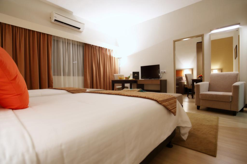 Raia Hotel & Convention Centre Terengganu Куала-Тренгану Екстер'єр фото